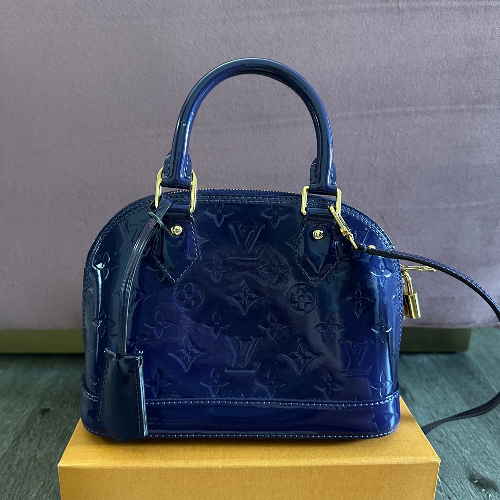 Louis Vuitton Alma BB Monogram Vernis Bag - Picture 6 of 16